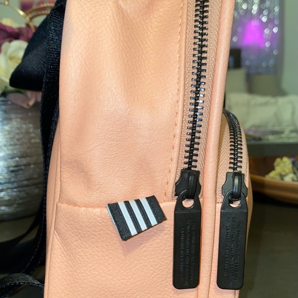 Brand New Adidas Original Mini Pu Leather Backpack Dust Pink (w/out tag) - Picture 6 of 14